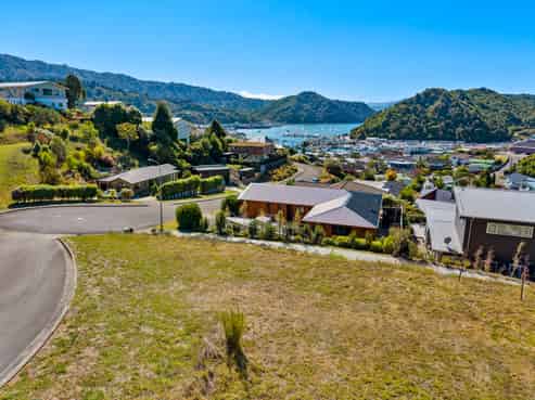 24 Russell Street, Picton