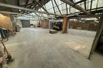 $75/sq m! 100 - 1,200sq m Storage/Workspace