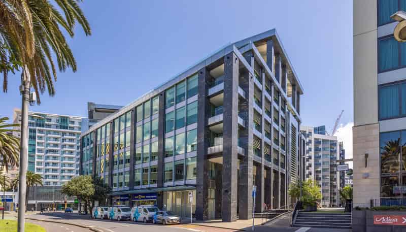 8 Mahuhu Crescent , Auckland Central