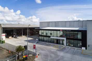 10,000SQM WAREHOUSE FOR SALE