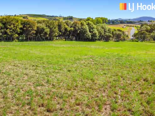 707 Settlement Road, Hakaru