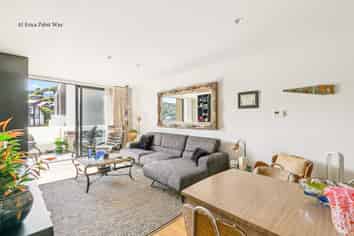 41 or 43 Erica Pabst Way, Island Bay