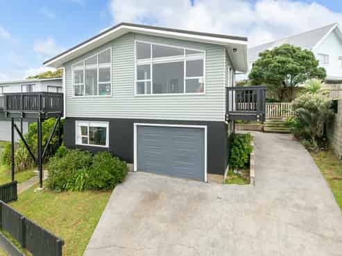 184 Buckley Road, Southgate