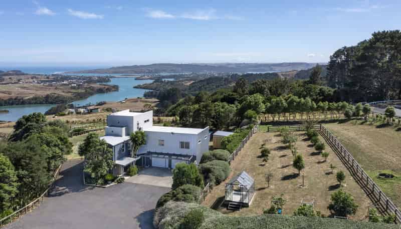 144 Maungatawhiri Road, Raglan