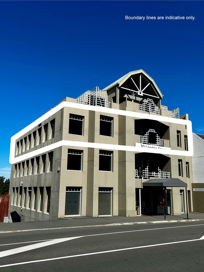 CENTRAL OFFICE WITH PANORAMIC CITY VIEWS