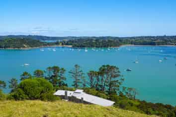 29 Rothschild Terrace, Waiheke Island