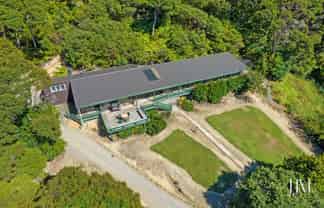 64 Cape Barrier Road, Great Barrier Island