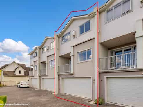 9/11 Hatfield Place, Albany Heights