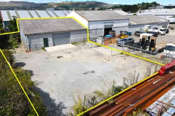 Workshop & Yard
