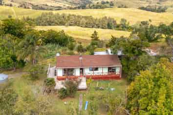 1096 State Highway 12, Opononi