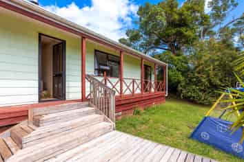 1096 State Highway 12, Opononi