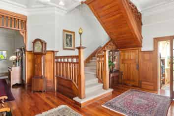 Aorangi – A Once-in-a-Lifetime Waterfront Estate 