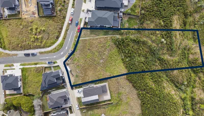 2 Backridge Way, Flat Bush