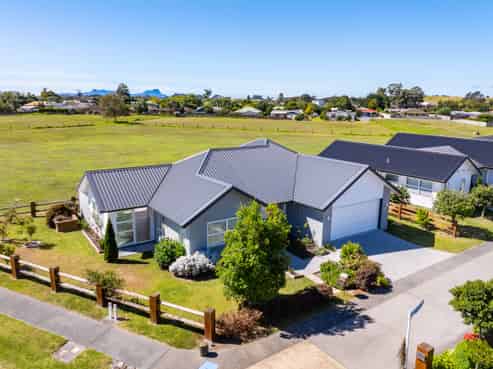 1 Kermadec Crescent, Waipu