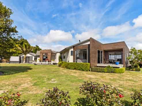236 Koru Road, Omata