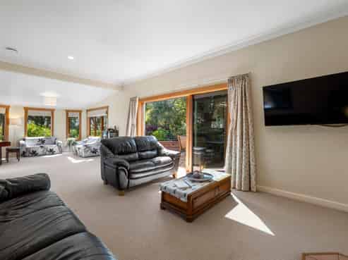 88 Hill Road, KORITO