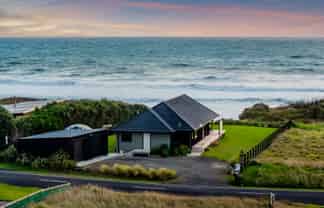 288 Tai Road, Opunake