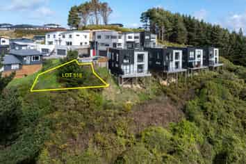 10 Spitfire Place, Newlands