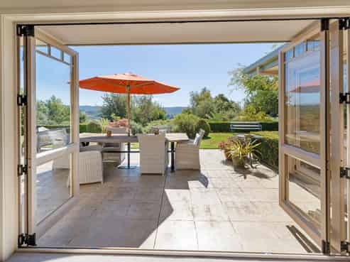 98D Totara View Road, Wakefield