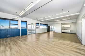 Affordable warehouse & yard – Ellerslie