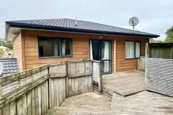 4 Stella Grove, Newlands