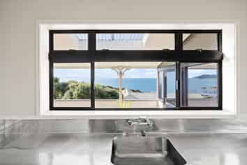 9 Powells Road, Cable Bay