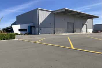 Immaculate Modern Warehouse
