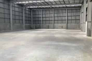 Immaculate Modern Warehouse