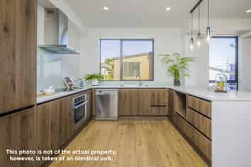 8 Timo Way, Flat Bush