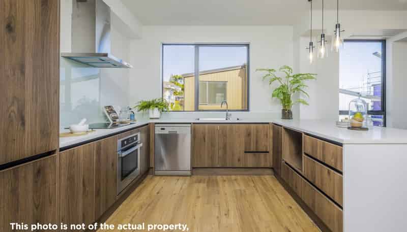 8 Timo Way, Flat Bush