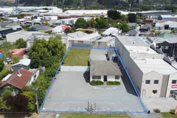 High Profile Yard with Office & Storage 