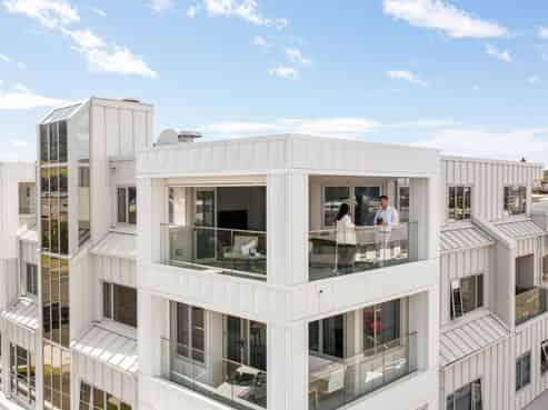 14/19 Victoria Road (The Cascades), Mount Maunganui