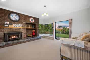 307 Duck Creek Road, Stillwater