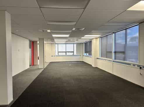 Sought-after Te Rapa office