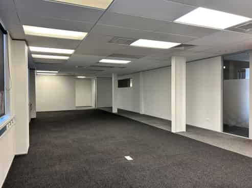 Sought-after Te Rapa office
