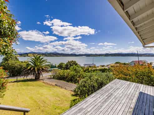 14 Manning Street, Rawene
