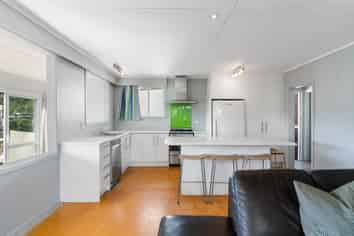 117 Pohutukawa Crescent, Whangamata