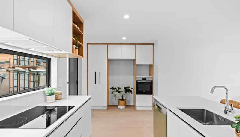 117B Lincoln Road, Addington