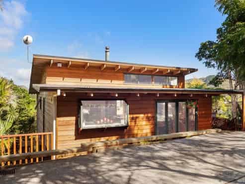 55 Tasman View Road, Bethells Beach