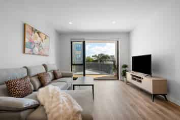 10/70 Killarney Street, Takapuna