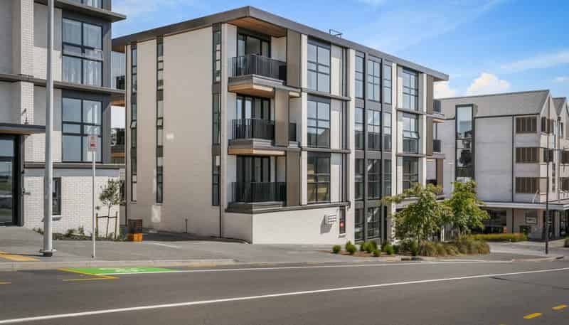 303/84C Te Oneroa Way, Long Bay
