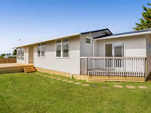 104 Orlando Street, Stratford