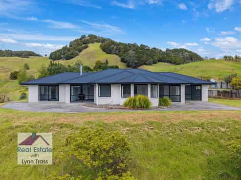 211 Irvine Road, Kokopu