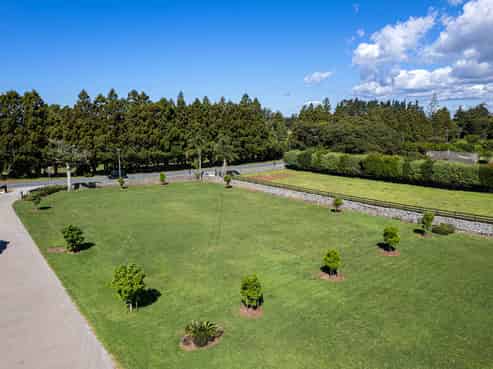 5 Grand Hills Lane, MAUNU