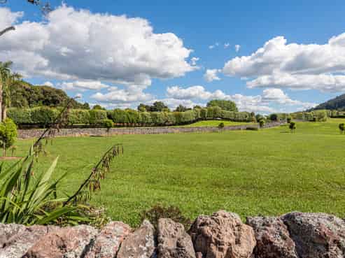 5 Grand Hills Lane, MAUNU