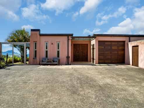 76 Mountfield Road, Waipu