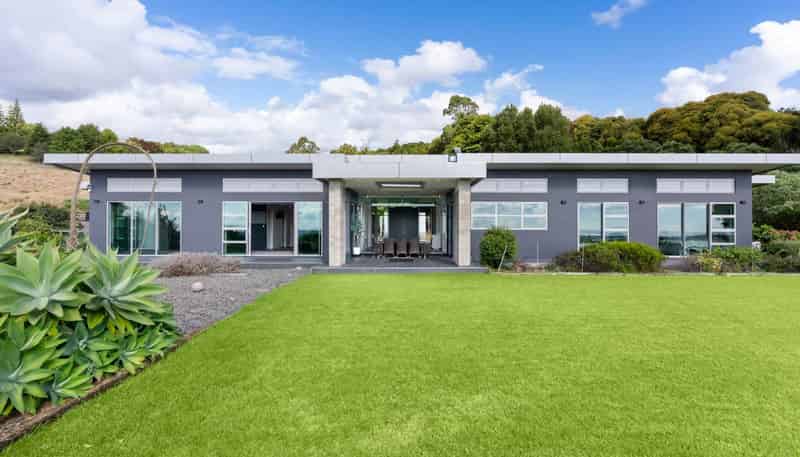 332 MacWhinney Drive, Drury