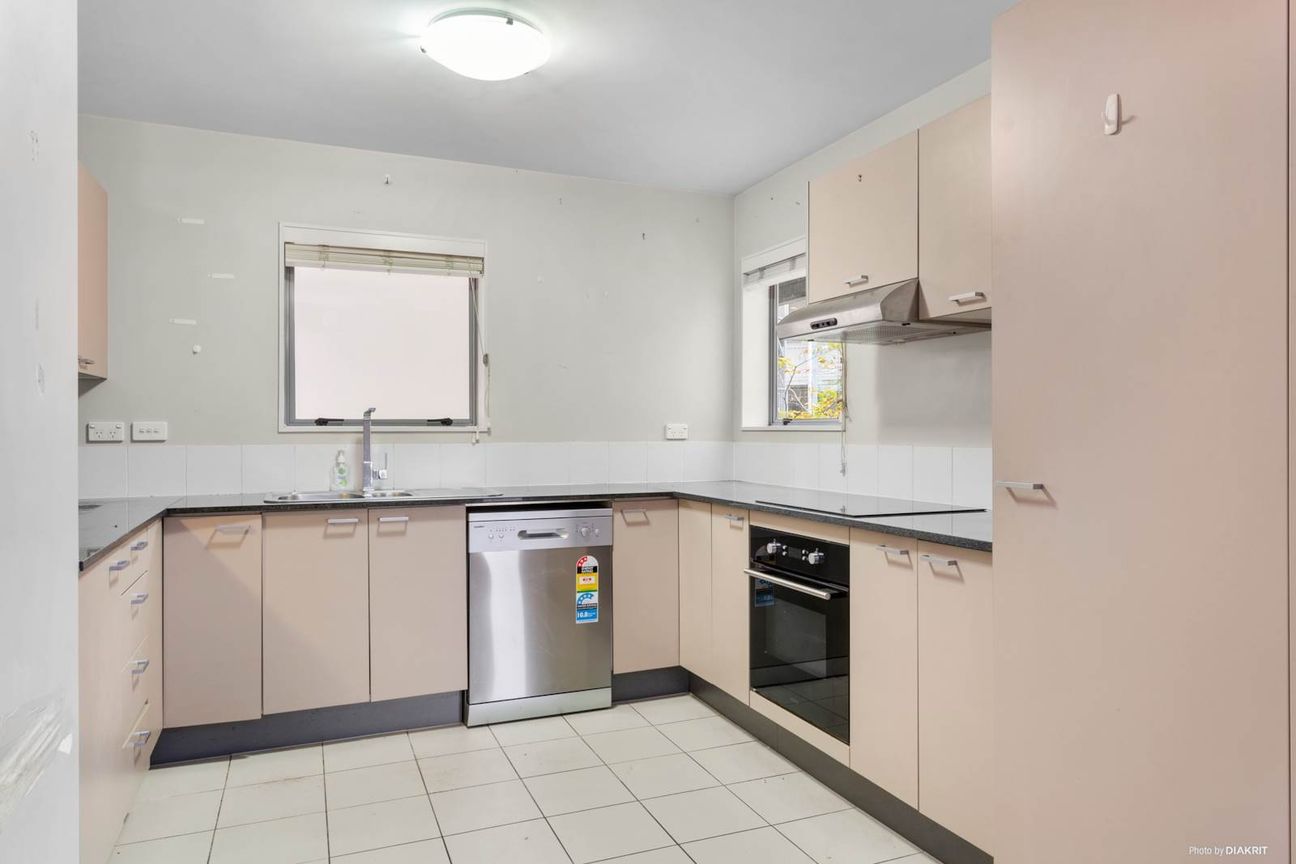 VERY SPACIOUS- VERY AFFORDABLE - Widok 4