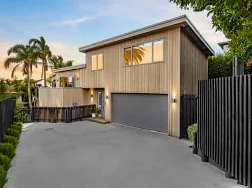 2/45 Kurahaupo Street, Orakei