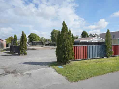 55 Main North Road, Woodend